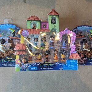 Encanto Disney Mi Familia Figurine Doll Playset, 12 Pieces